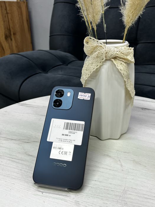 Oppo A6.