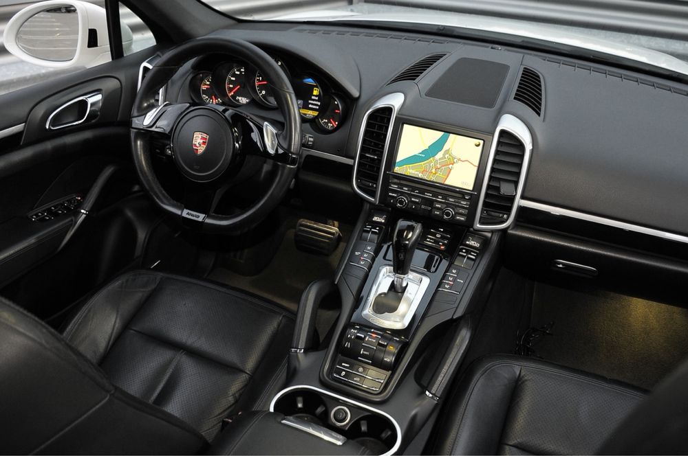 PORSCHE Cayenne 2012 — imagine 4