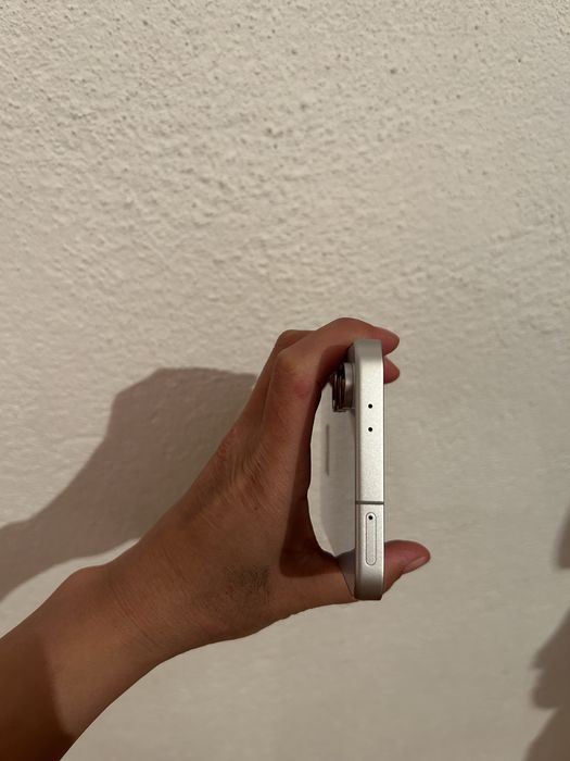 Samsung S24 FE g