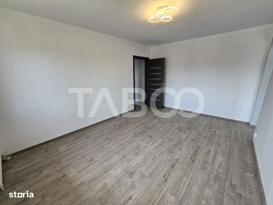 Apartament cu 2 camere renovat balcon pivnita Mihai Viteazul Sibiu — fotografia 1