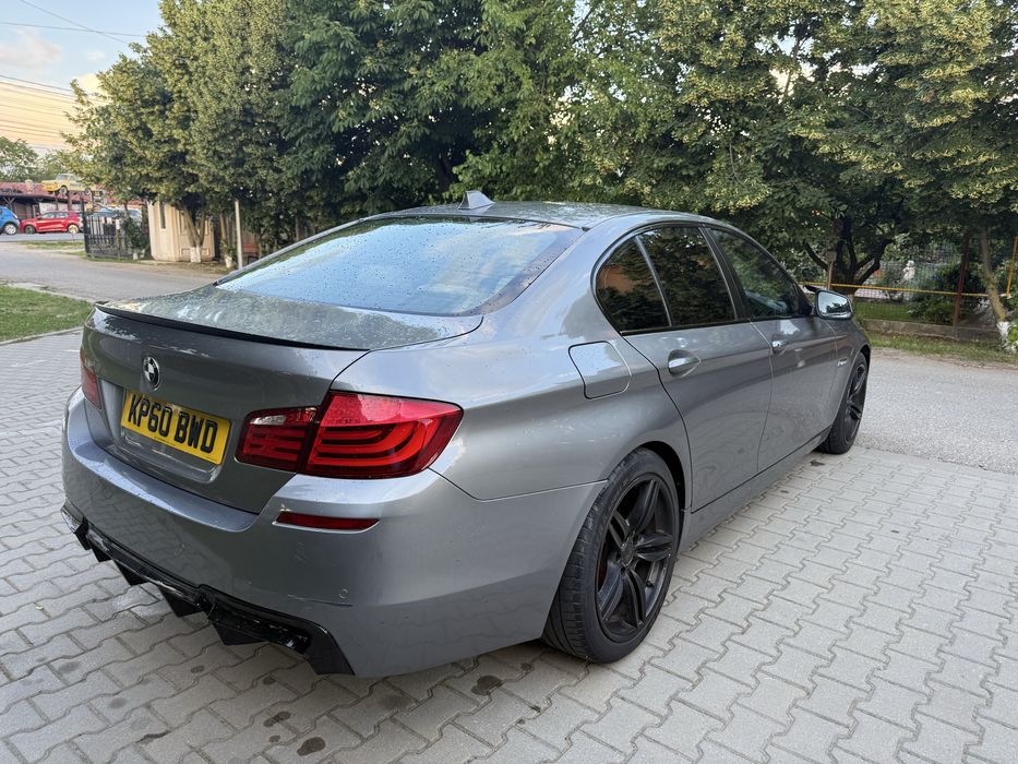 BMW 520d automat pachet M navi mare cutie cobra