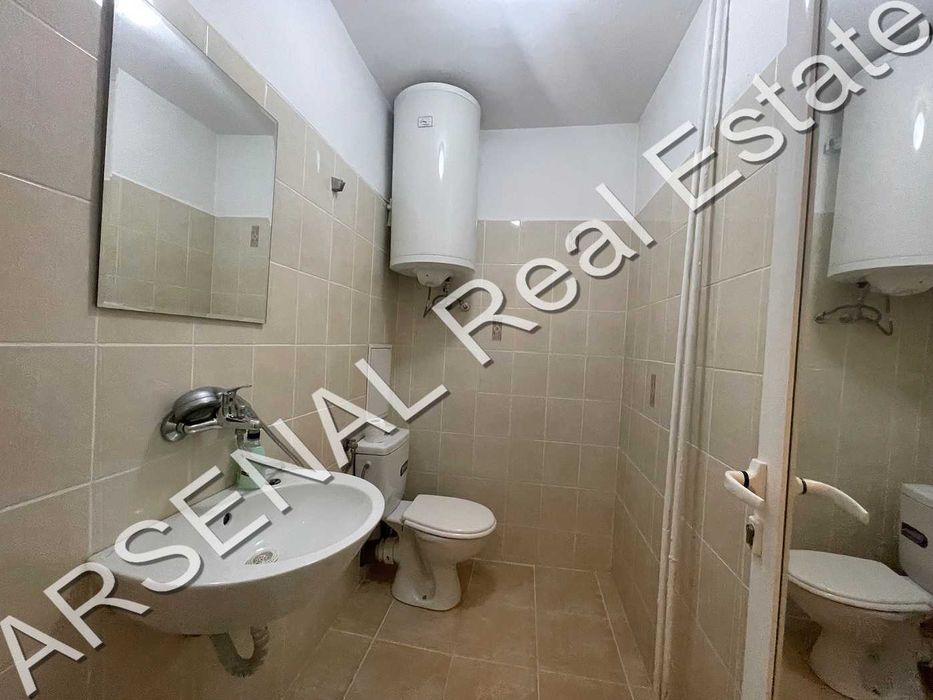 Дава се под наем Офис в София, Център - 80 кв.м за 400 € - Снимка #3