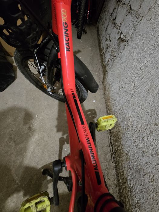 Vand bicicleta pentru copii Btwin Racing 900 + cadou