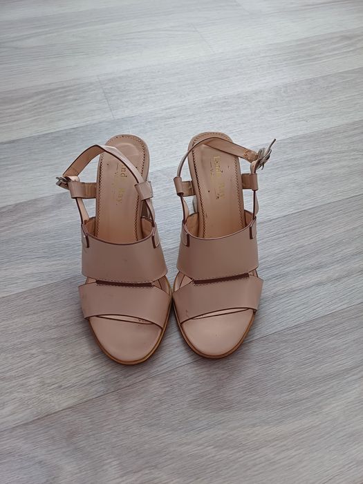 Замшевые туфли новые