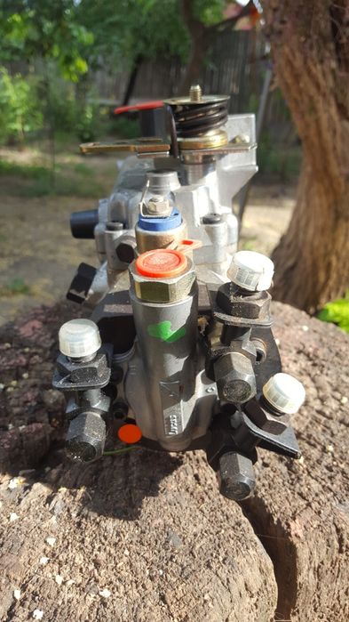 Pompă injectie Delphi 3 pistoane.Piesă nouă.