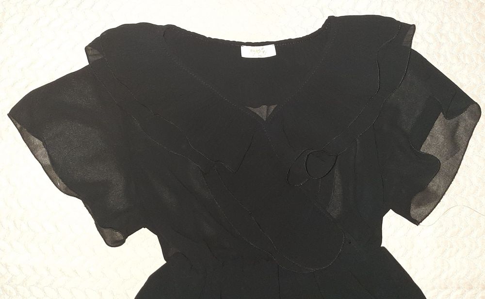 Rochie neagra din voal marimea S ,purtata o data