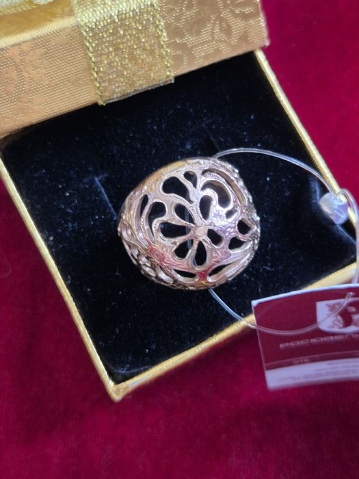 Золотое кольцо 585 пробы. Размер 19 - 19,5