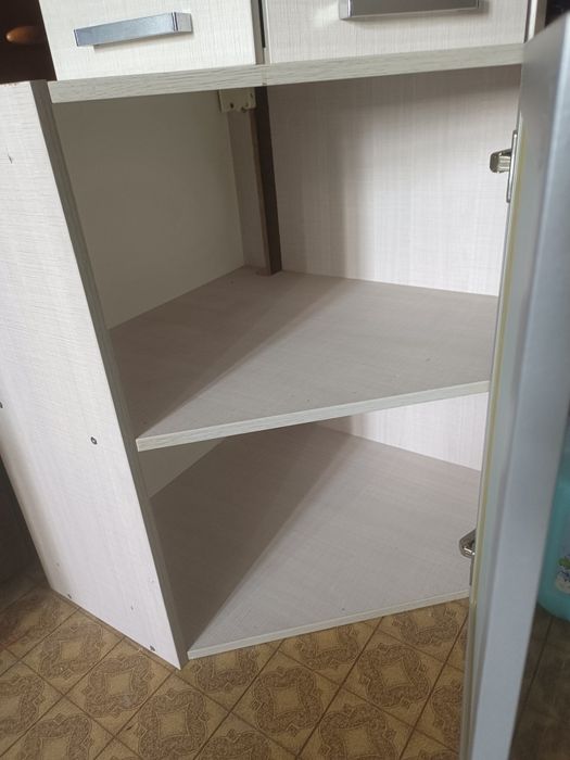 Продам 2 шкафа  куххонных