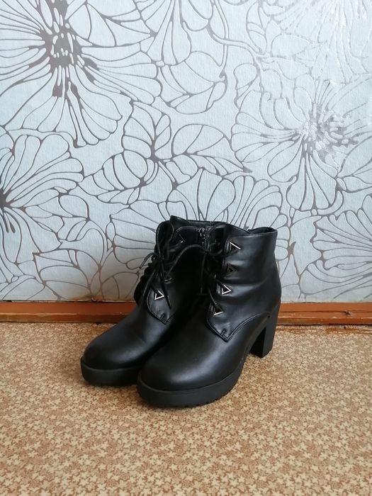 Продам новые демисезонные