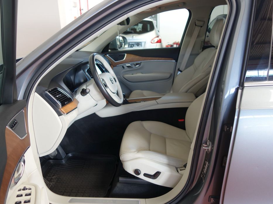 Volvo XC90 inscription D5 Garantie motor 2ani