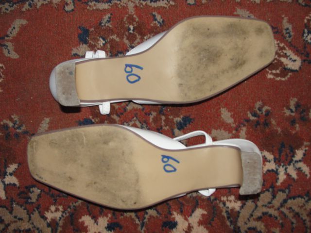 Pantofi/ sandale de piele naturala, toc mediu, marimea 37