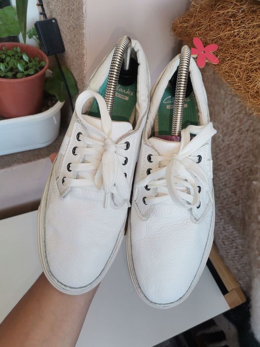 Бели обувки Clarks 42 н. Естествена кожа