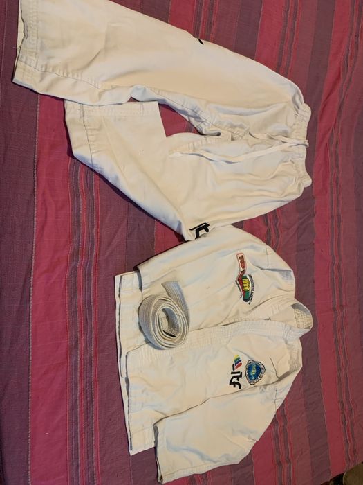 Комплект за таекуондо