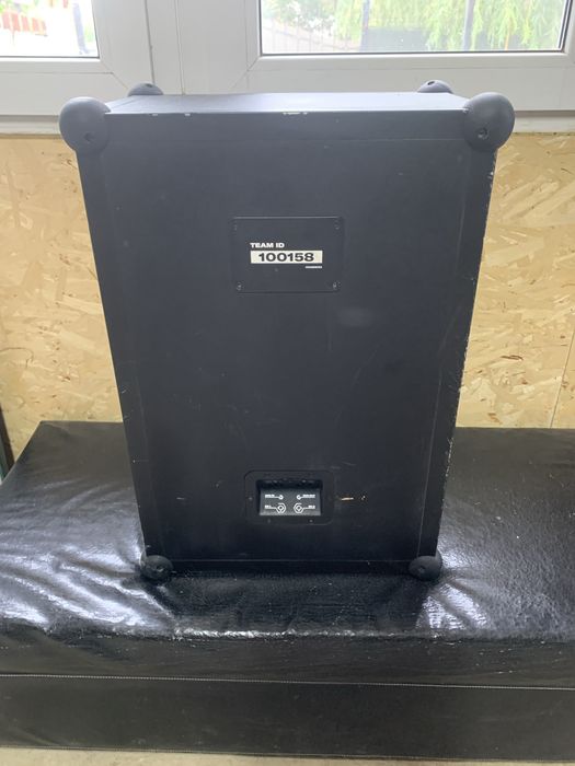 Vand boxa soundboks 3 defecta.