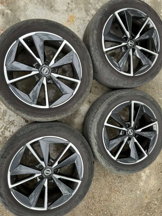 Оригинални 19" джанти Nissan Qashqai Tekna J12 + Continental 235/50 R19