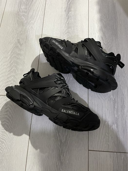 Balenciaga Track
