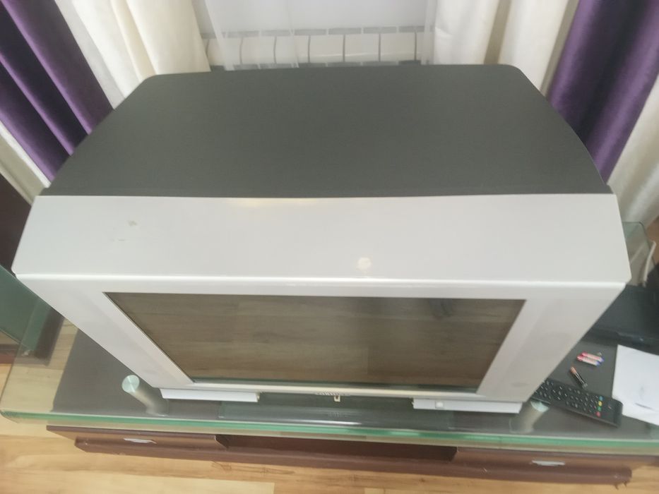 Продаю телевизор в хорошем состаяние