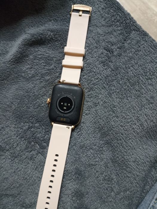 Смарт часы Yami i1