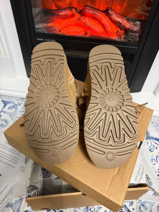 Ugg Lowmel Premium