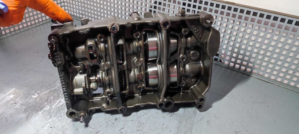 Pompa ulei volkswagen cod motor BHW cod 03G103537A
