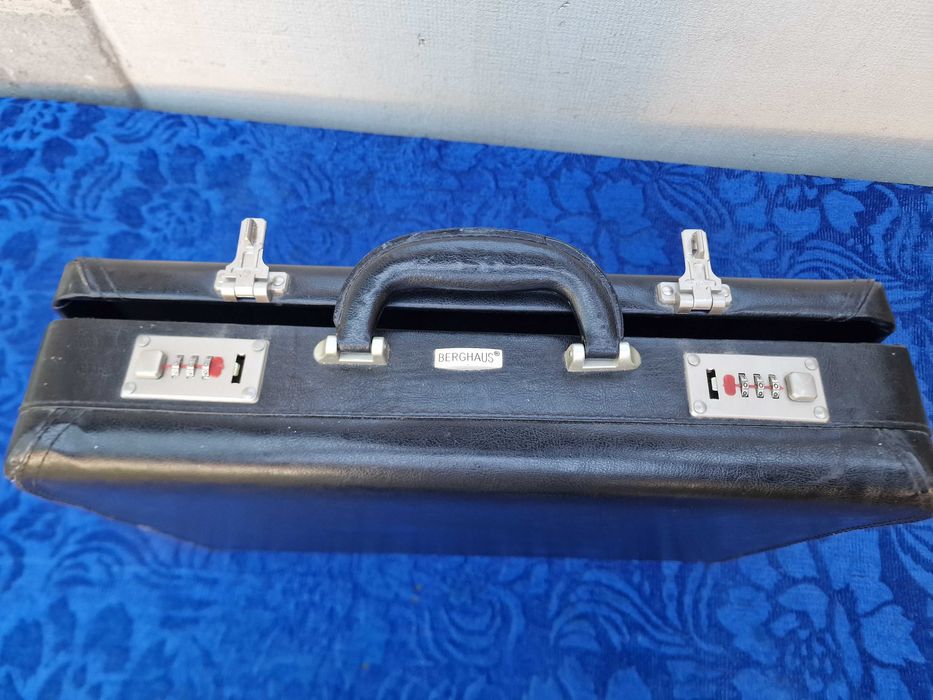 BergHaus | Geanta diplomat, documente, din imitatie piele cu cifru**