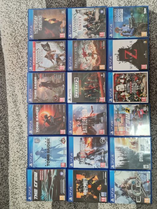Pachet PS 4 + 100 jocuri