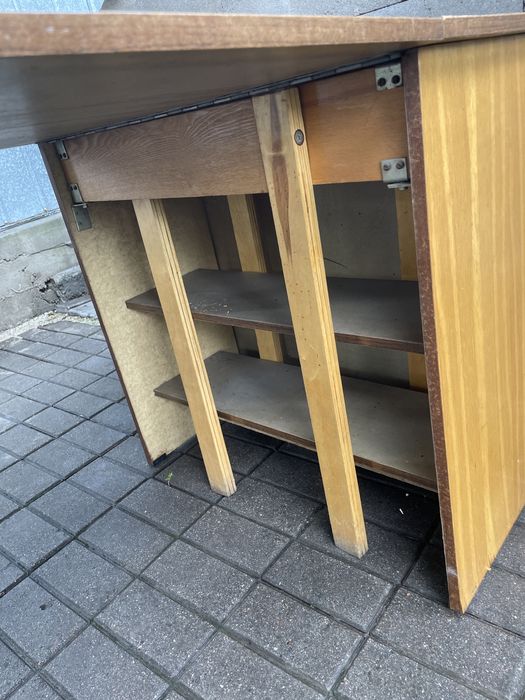 Книжка стол деревянный