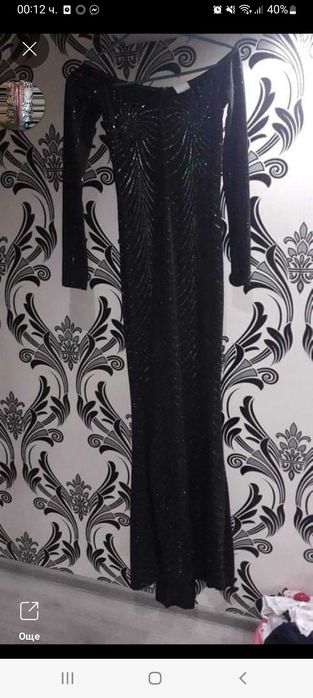 Продват се  офицялни рокли