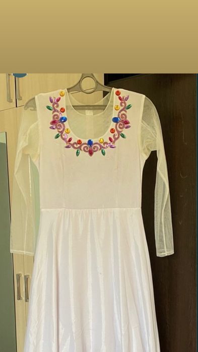 Казахское и индийское платье , платье для танцев по 10.000