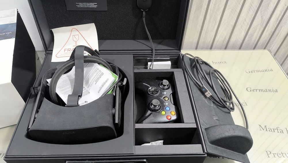 Ochelar Virtuali Oculus Rift CV1 Pachet Complet Boxa Import Germania