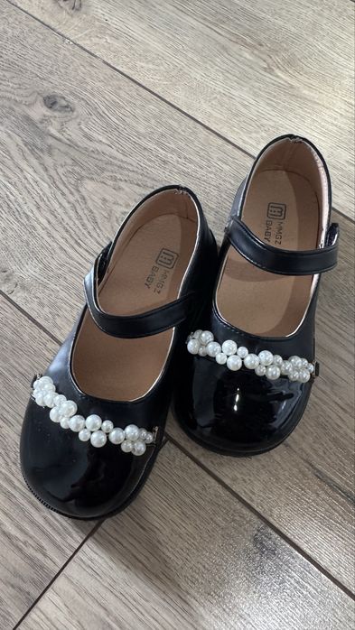 Продам Туфли черные