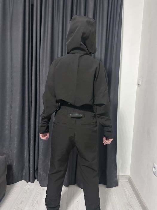 Veteida сет анцунг чисто нов S размер