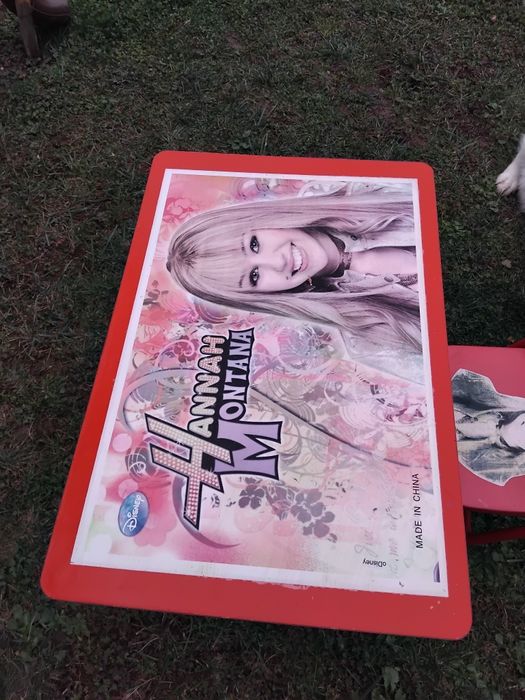 Детска масичка и стол