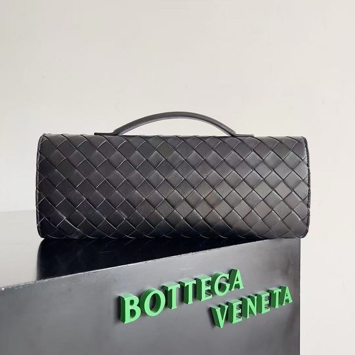Чанта BottegaVeneta Andiamo Clutch