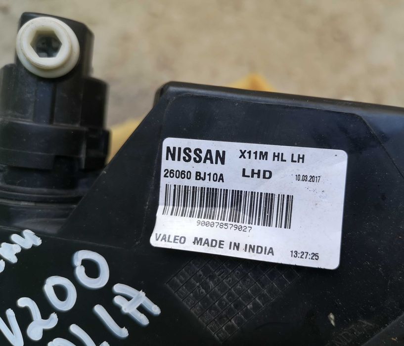 Оригинален фар Ляв Десен  Нисан Nissan Nv200