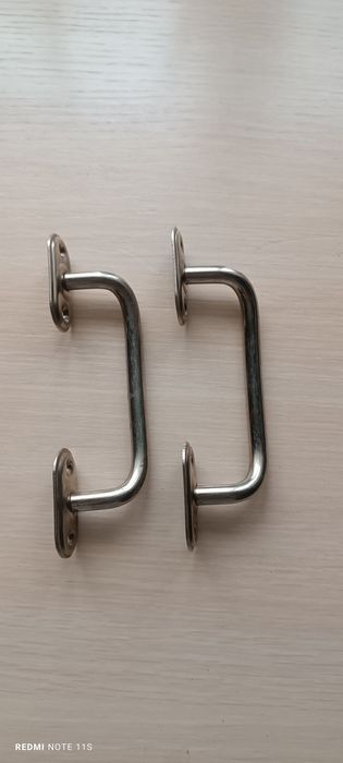 Ручка дверная. Новая