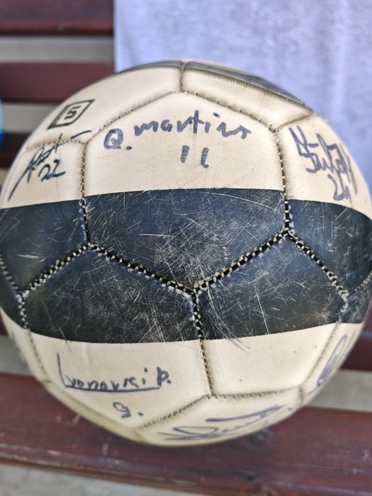 Minge fotbal cu autografe