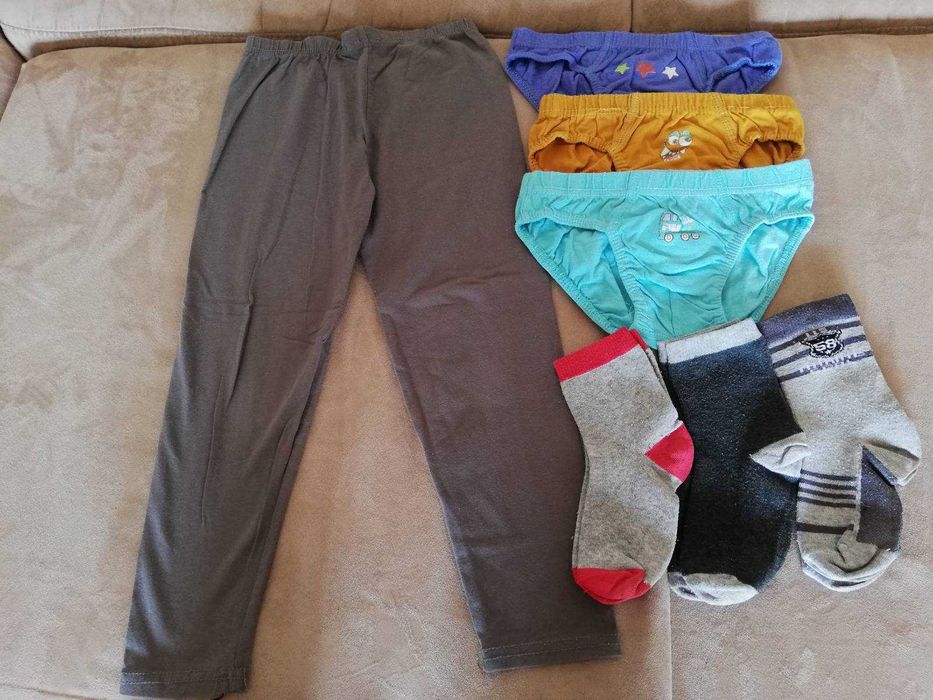 ГОЛЯМ ЛОТ 23 части детски дрехи 98-104 см.