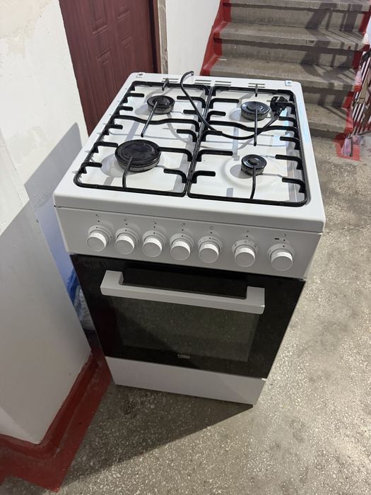 Aragaz Beko apridere electrica