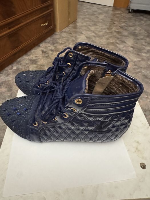 Продам осенние сапоги