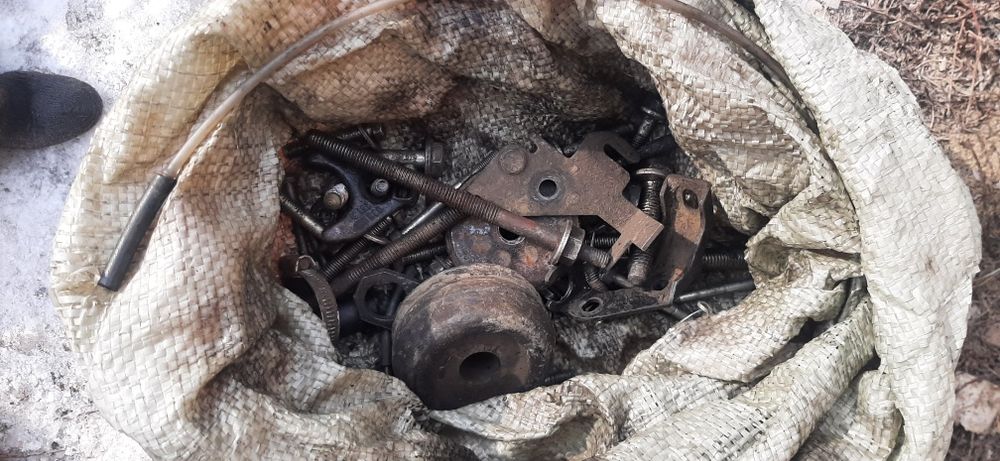 Продам на 2л матор  2е запчасти пассат в3