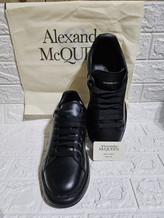 Нови маратонки. Стелка 28 см