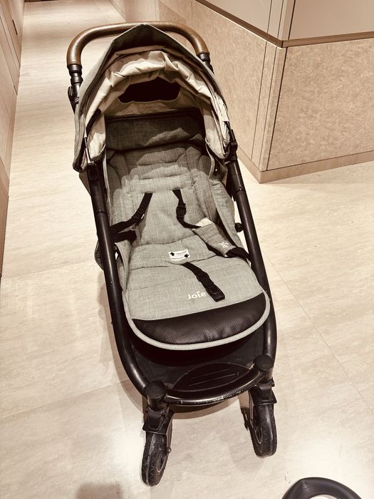 Продам детскую коляску