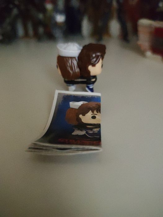 Продам мини фигурки по осд из киндера