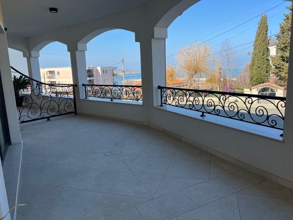 Продава се Двустаен апартамент в Черноморец - 81 кв.м за 1420 €/кв.м - Снимка #13