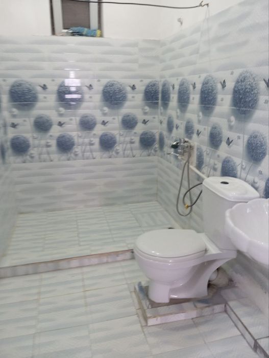 Продаётся дом в янгиобод