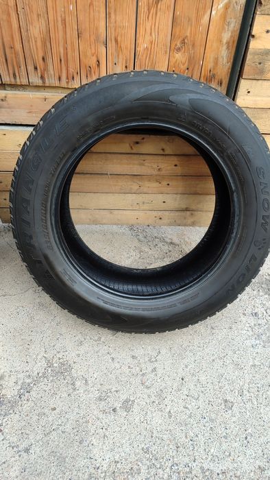 Продаю зимние  автошины