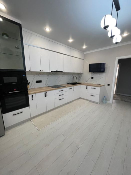 Продам 3 х ком. Новостройка