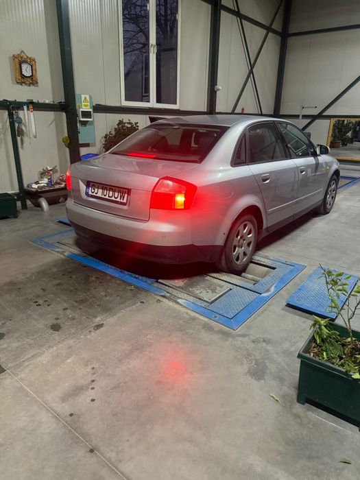 Audi A4 B6 1.9 TDI unic proprietar