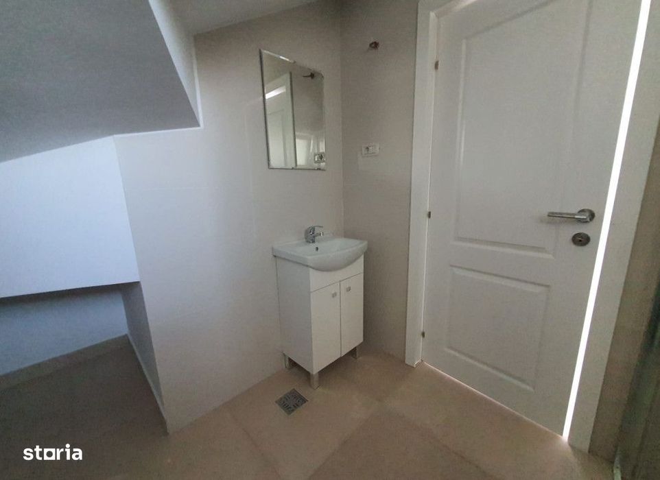 Promotie:duplex 4 camere Bucium-Visani,strada principalaCod:155795